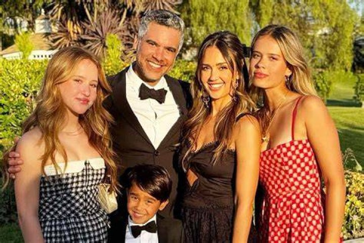 A Guide To Jessica Alba's Adoption Journey And Family