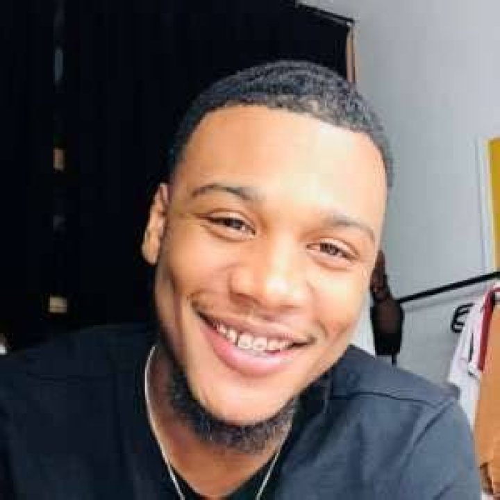 Armon Warren's Height: Details Uncovered