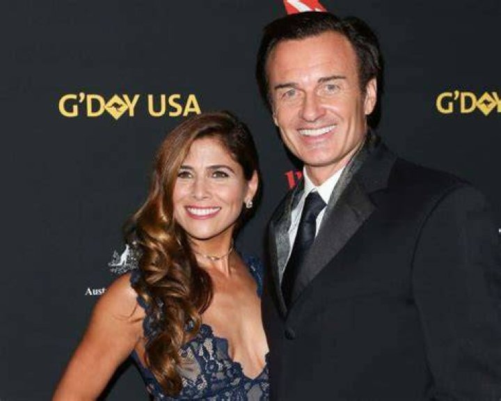 Does Julian McMahon Have Kids? Discoveries And Insights Revealed