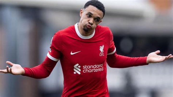 EPL Trent AlexanderArnold names Liverpool star who's criminally