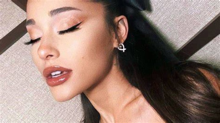 Exclusive Ariana Grande Leaks Surface, Unveiling Unseen Moments