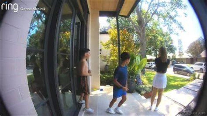 Heartwarming Moments Captured: The Kid And His Mom CCTV Video