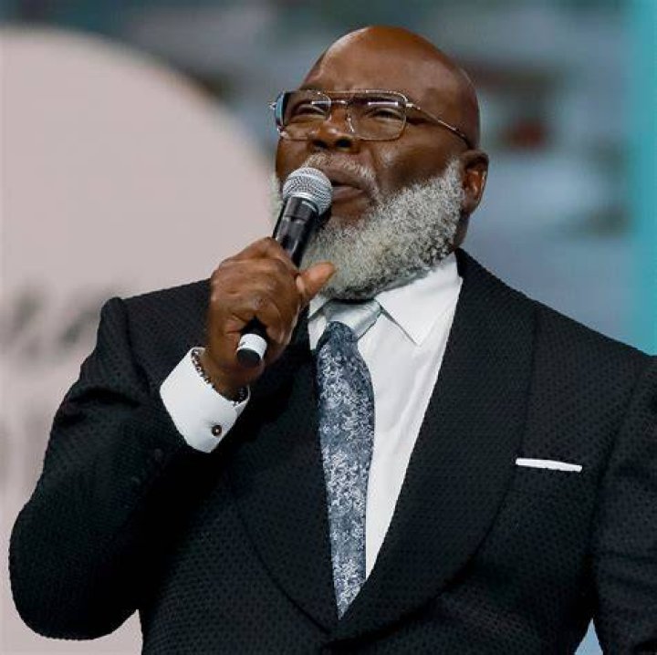 Is Bishop TD Jakes Still Married? The Latest On His Relationship Status