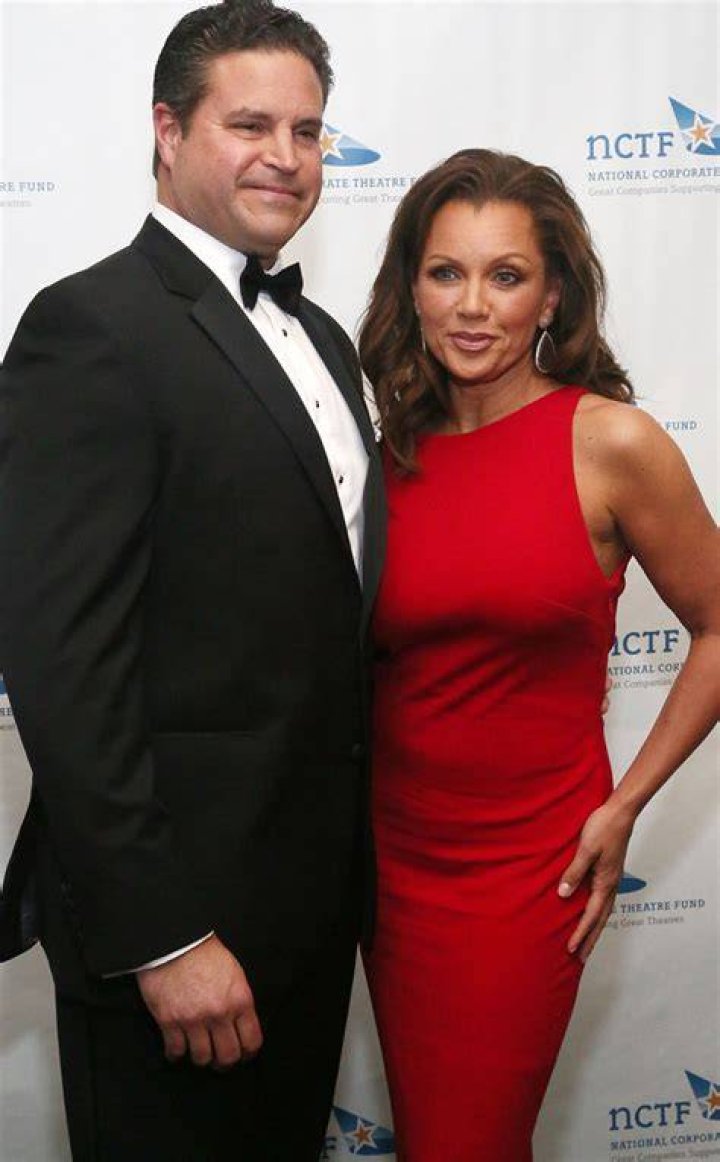 Is Vanessa Williams Still Hitched To Jim Skrip?