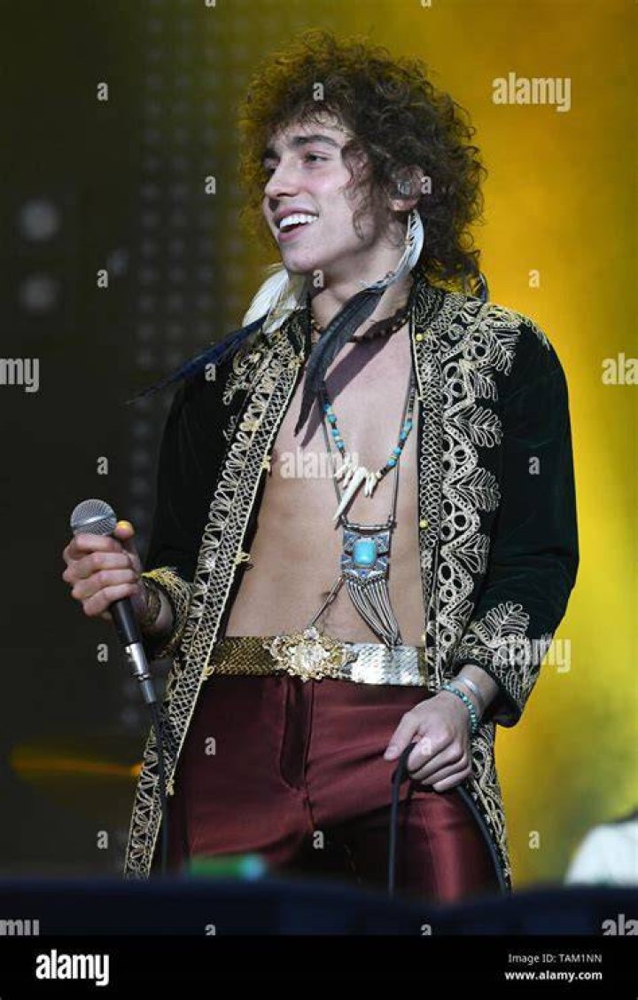 josh kiszka in 2022 Concert outfit, Beautiful people, Just beautiful men