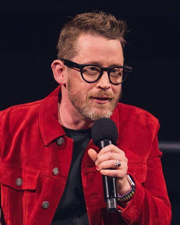 Macaulay Culkin's 2 sons make rare public appearance at his Hollywood