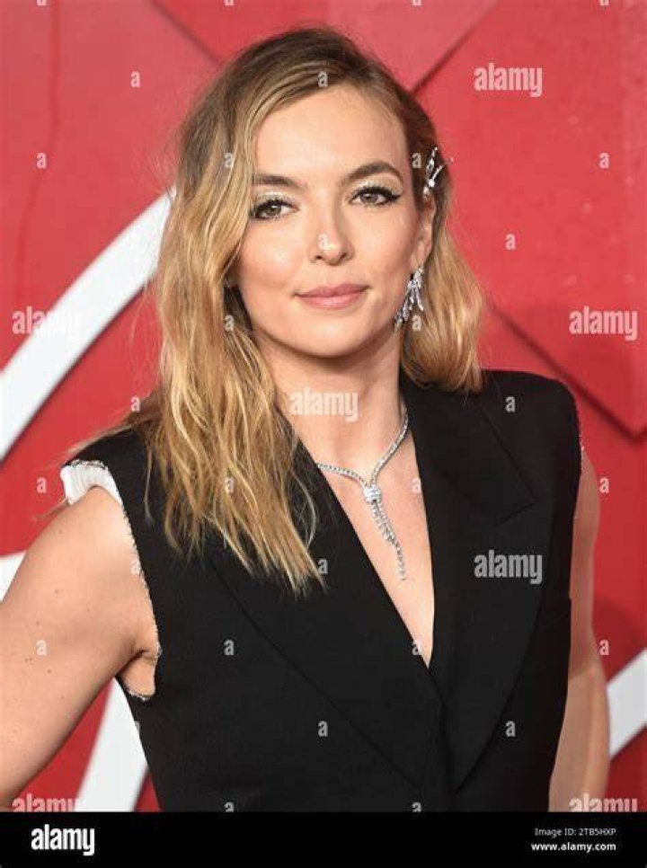 Meet Jodie Comer: Is The British Actress In A Relationship?