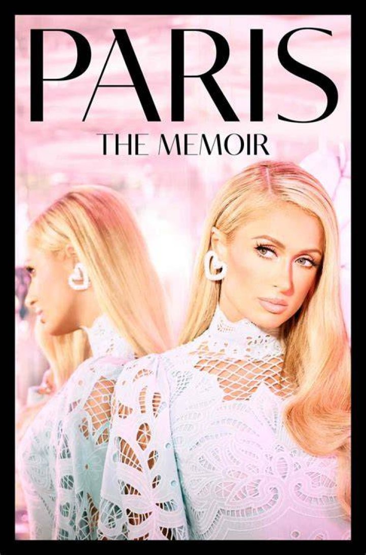 Paris Hilton Once Snuck a Teenage Khlo&eacute; Kardashian into