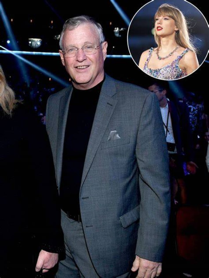 Photographer Who Accused Taylor Swift's Dad Scott of Assault Breaks Silence