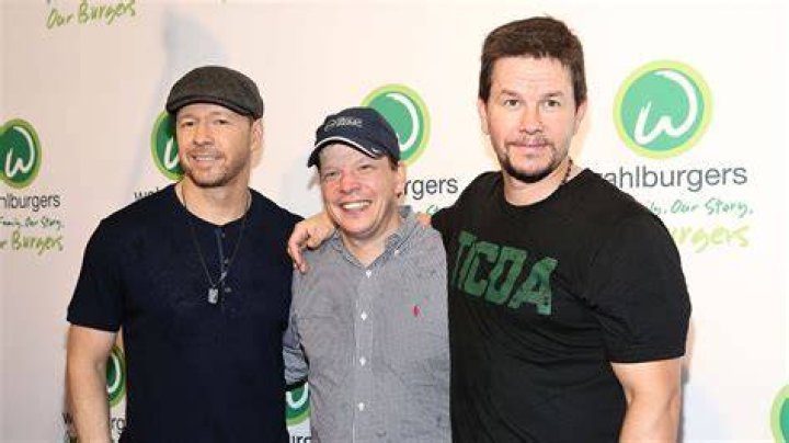 The Untold Truth Of Jim Wahlberg's Net Worth