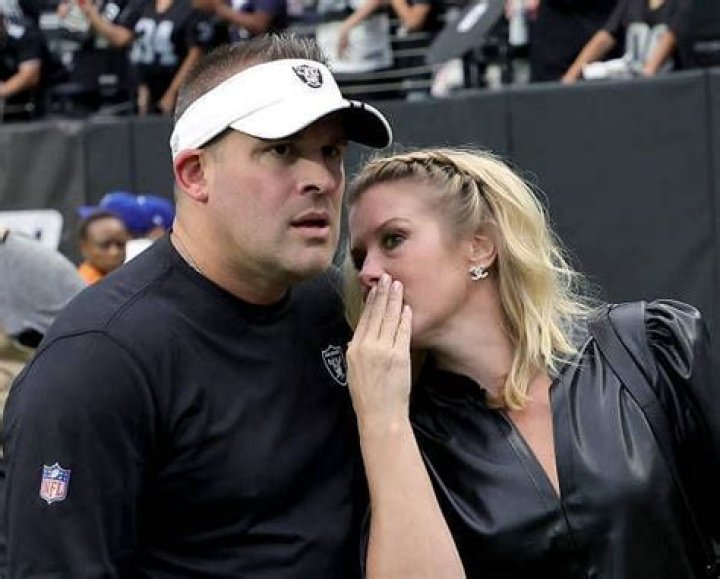 Who is Josh McDaniels wife Laura? Raiders coach reportedly turned down
