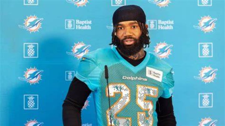 Xavien Howard Net Worth 2023 What Is The NFL Star Worth?